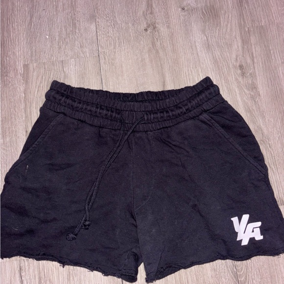 youngla shorts - Picture 1 of 3